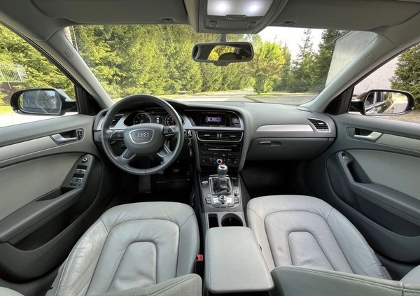 Audi A4 cena 45000 przebieg: 187000, rok produkcji 2012 z Płock małe 379